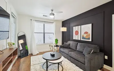 Stylish 2B near Legacy West  Wi-Fi, Fitness, Pool