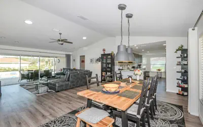 Villa JOY: 3-bed / 2-bath & private pool/spa