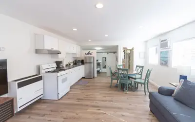 6-Sleeper Coastal Retreat