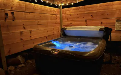 Historic Midtown Ruidoso Cabin | Walk to Shops & Private Hot Tub