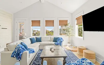 Golf Cart, Elevator, Stylish, 12 guests - LaPerla