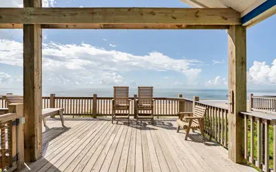 Beachfront, Views, 3bdr/2bth - The Bleu Pearl