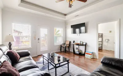 Sarenity - 3Bd/2Bth, 8 Guests