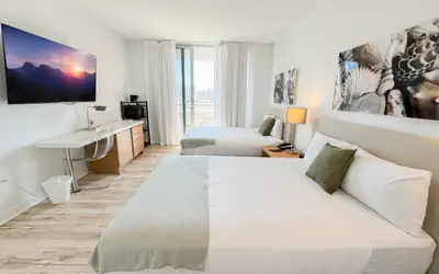 Beachwalk Studio: 2 Beds