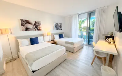 Cozy studio at Beachwalk Resort near the sea