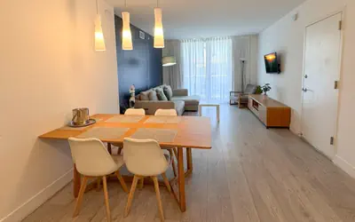 2BR Luxury Apartment 5 Min from the Beach