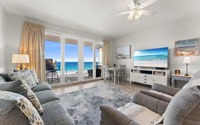 Spacious 3BD 3BA Beach Condo! Ocean Views! Free Beach Chairs!