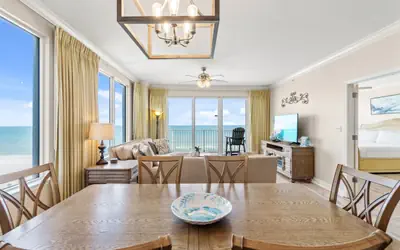 Gulf-Front Corner Unit | Stunning Coastline Views!
