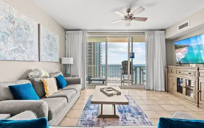 Spacious 2-Bedroom Beachfront Resort Getaway!