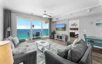 Shores of Panama Chic 2-BD Beachfront Resort Condo!