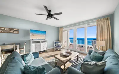 Spacious Gulf View Resort Condo | Pools & Beach