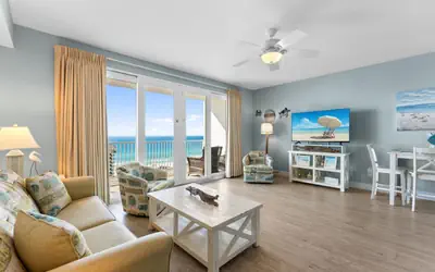 Beach-Ready Resort Condo! Pools & Walk to Beach