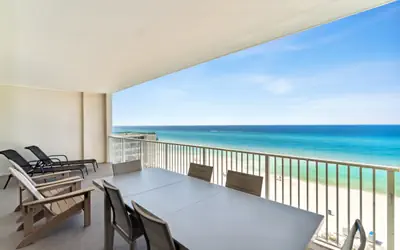 Superb 2BD/2BA Beachfront Condo! Free Seasonal Beach Chairs!