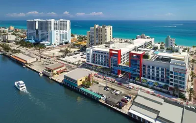 Costa Hollywood S207 · Beautiful Costa Hollywood Studio 2 min walk beach