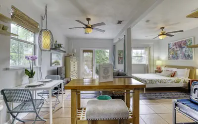 Spanish Bungalow Guest House