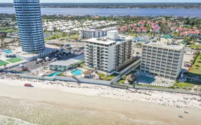 Beachfront 2BR/2BA Condo with Pool & Ocean Views | Sleeps 7