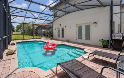Modern Family Oasis • Private Pool & Game Room • Near Disney