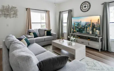 Windsor Westside 4BR Oasis: Private Pool, Spa & Game Room