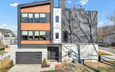 Charlotte Retreat: Rooftop Views & Pool/Outdoor Kitchen