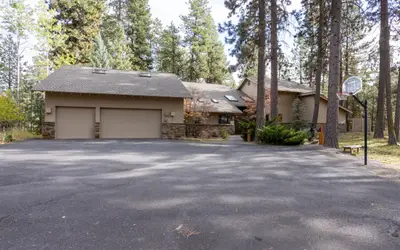 Rockrose in Black Butte Ranch- Perfect multifamily get away!