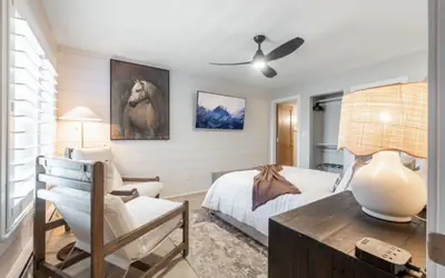 210 Copper Chase Designer Ski-In / Ski-Out Condo