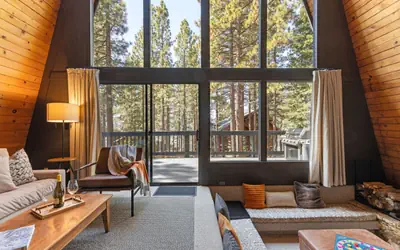 Updated Lakeview Cabin for 8