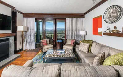 Ritz-Carlton Northstar Ski-In/Ski-Out Luxury Residence