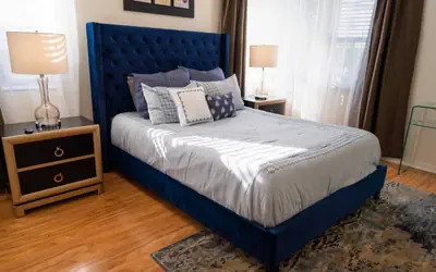 FULLY RENOVATED 2BR HOME with HOT TUB & PRIVATE FENCED YARD/PATIO near NOHO ARTS DISTRICT (p42)