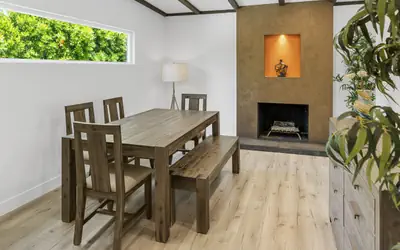 UPSCALE & UPGRADED BEAUTIFUL SPACIOUS 3BR *HOUSE* in ENCINO, FULLY RENOVATED with GARAGE & VERY LARGE FENCED YARD/PATIO AT END OF CUL-DE-SAC p84