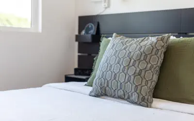 Scandinavian-Style 1BR Apartment BUILT 2024 (p83)