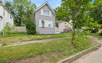 Luxurious Briarwood Escape