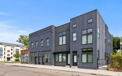 Franklin Park, Luxury New Build + Free Parking!