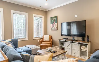 Mulligan Manor: Downtown Southern Pines