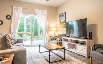 The Pine Villa at Ducks Landing