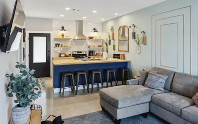 219 Retreat - 1BR/1.5BA 1 Block Downtown Bryan