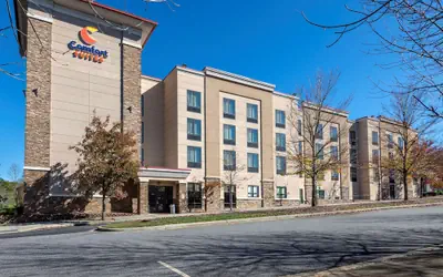 Comfort Suites Huntersville near Lake Norman