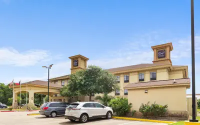 Sleep Inn & Suites Bush Intercontinental - IAH East