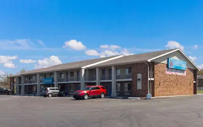 Motel 6 Youngstown, OH