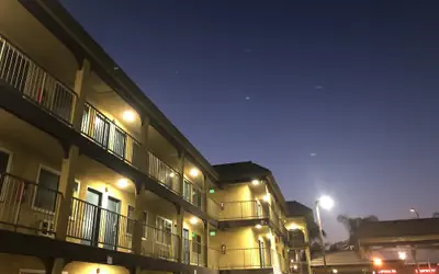 Simply Home Inn & Suites