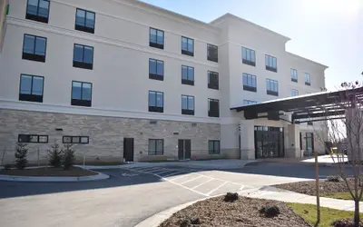Holiday Inn Kansas City - Northeast by IHG