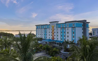 Compass Hotel by Margaritaville Anna Maria Sound