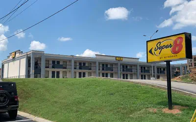 Super 8 by Wyndham Cookeville