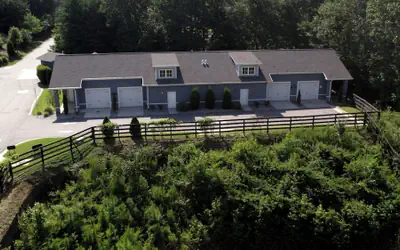 Belamere Swimming Pool Suites