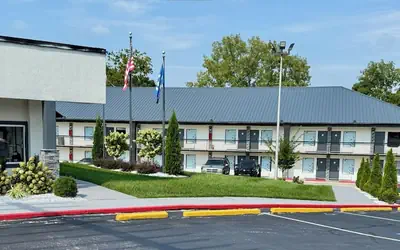 Lx Hotel, Powered by ACW Circle