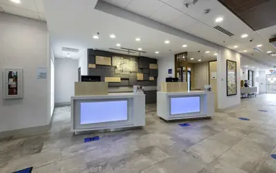 Holiday Inn Express & Suites Staunton by IHG