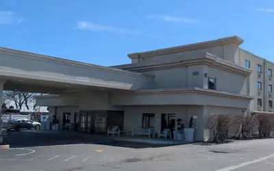 Harbor Pointe Inn PHL Airport