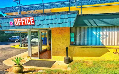 The Port Hotel & Marina