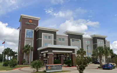 La Quinta Inn & Suites by Wyndham Pearsall