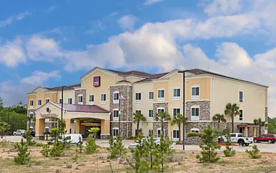 Comfort Suites Leesville near Fort Johnson