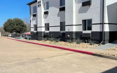 Super 8 by Wyndham Brenham TX